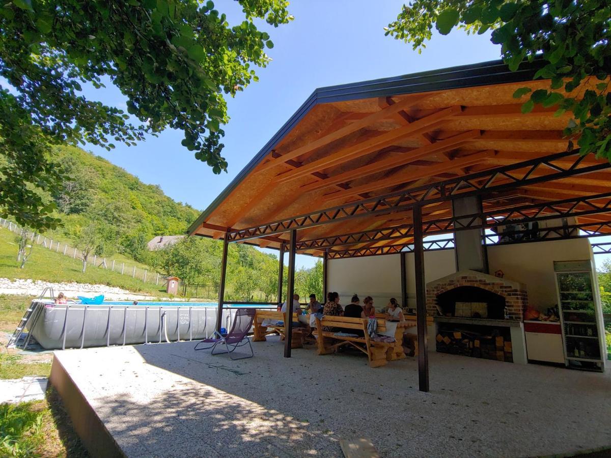 Kuca U Sumi - Forest House Near National Park Una - Air Spa Lohovo Bihać Extérieur photo