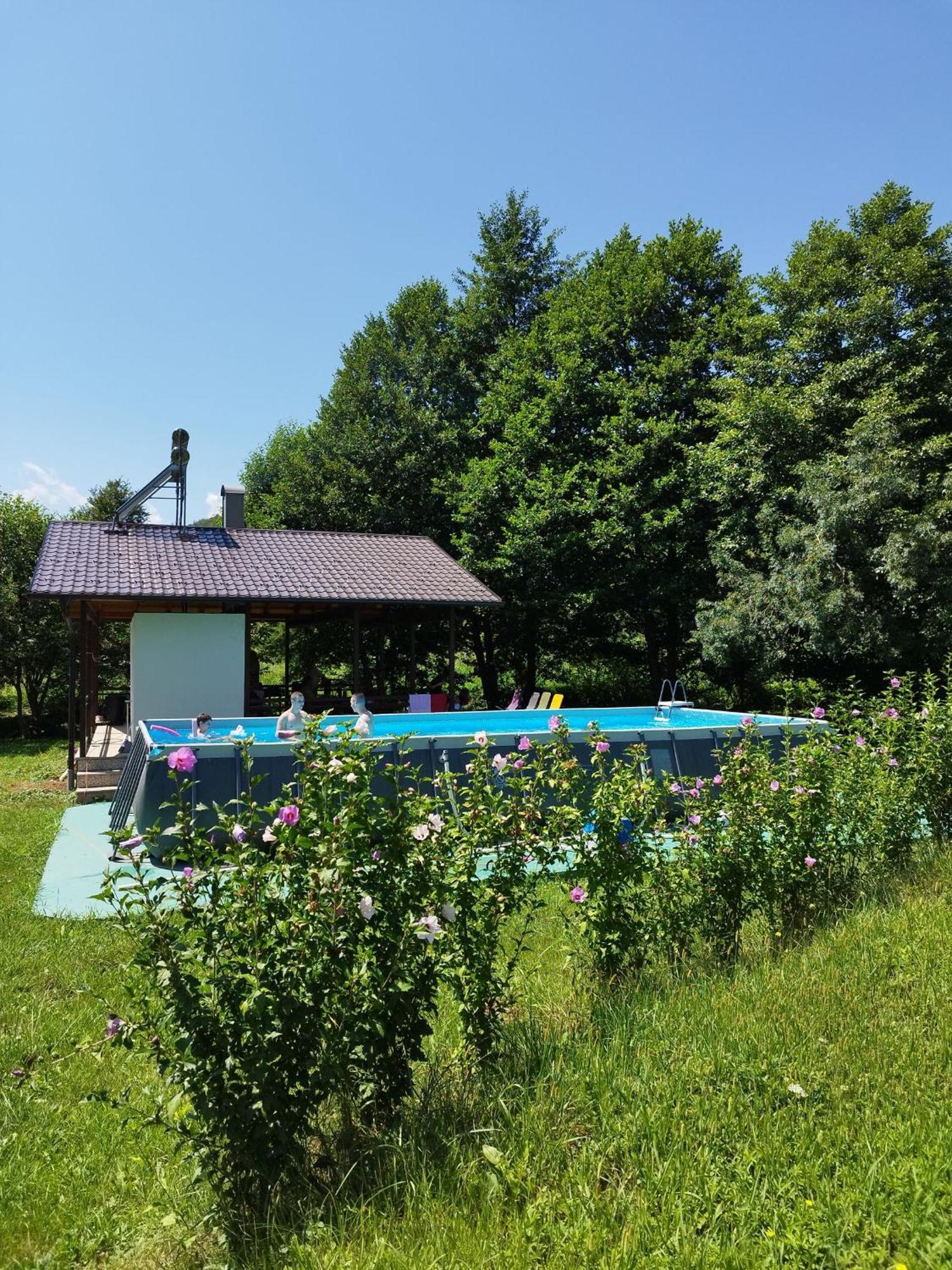 Kuca U Sumi - Forest House Near National Park Una - Air Spa Lohovo Bihać Extérieur photo